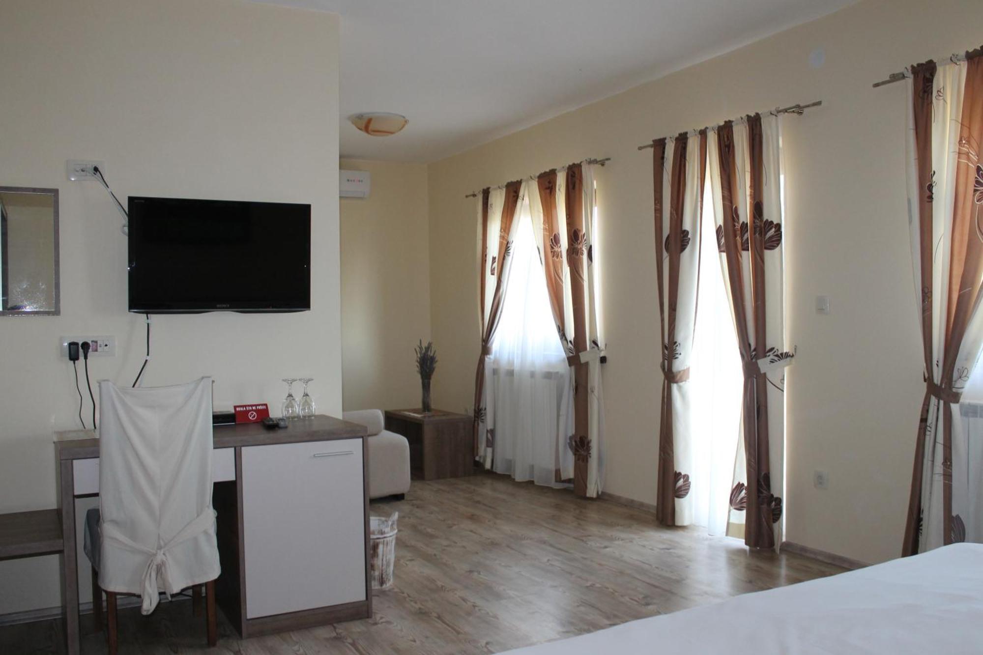 Rooms & Apartment Vinia Bjelovar Quarto foto