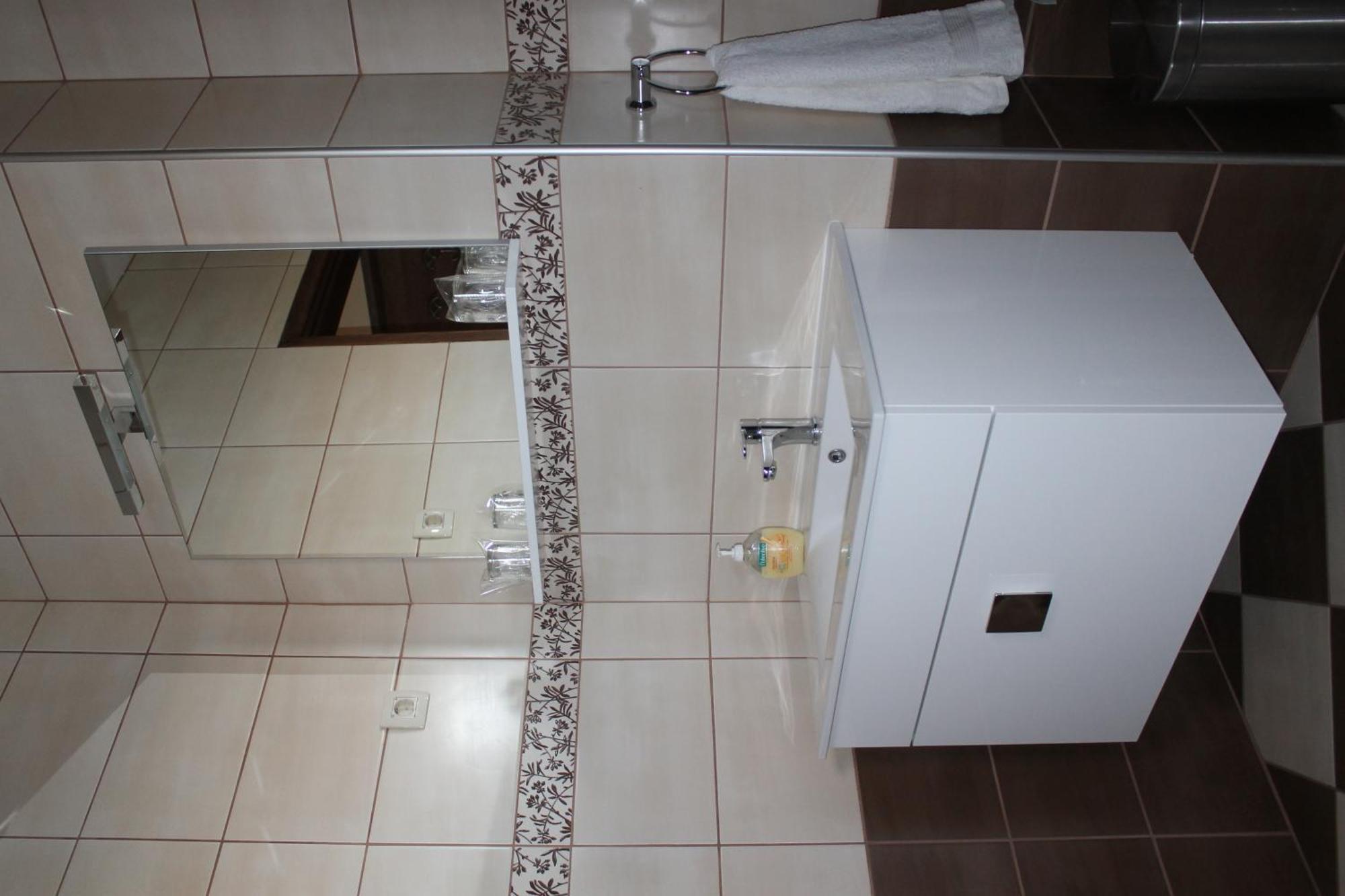 Rooms & Apartment Vinia Bjelovar Quarto foto