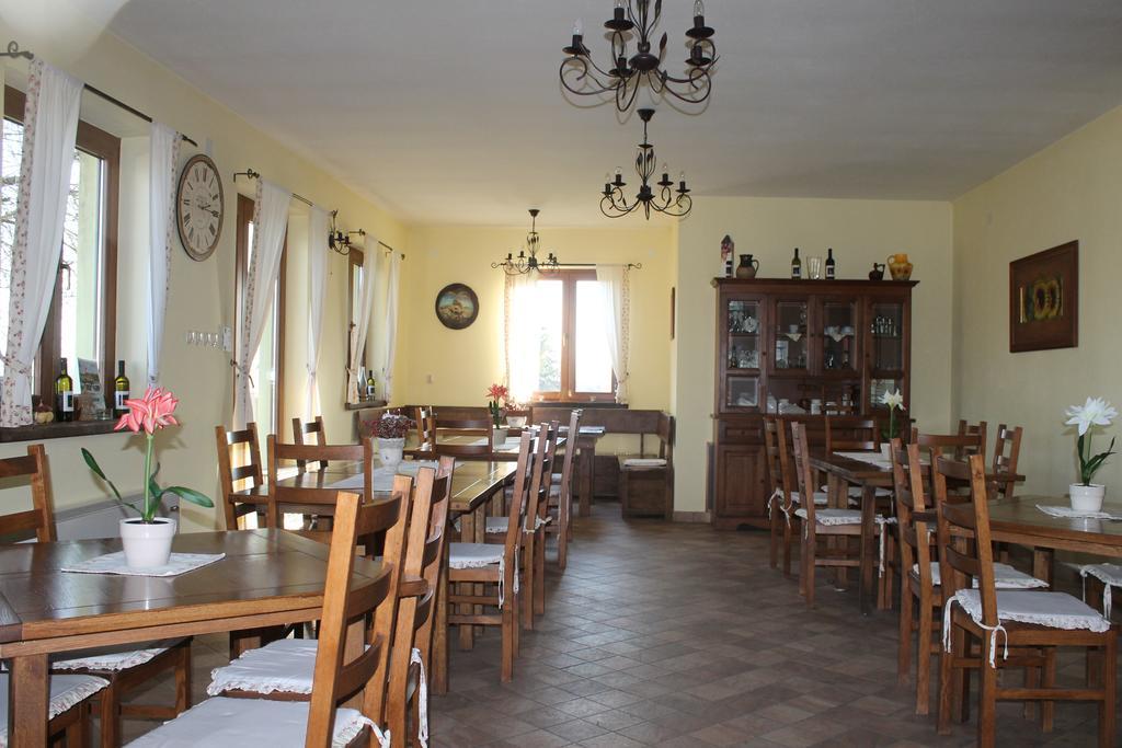 Rooms & Apartment Vinia Bjelovar Exterior foto